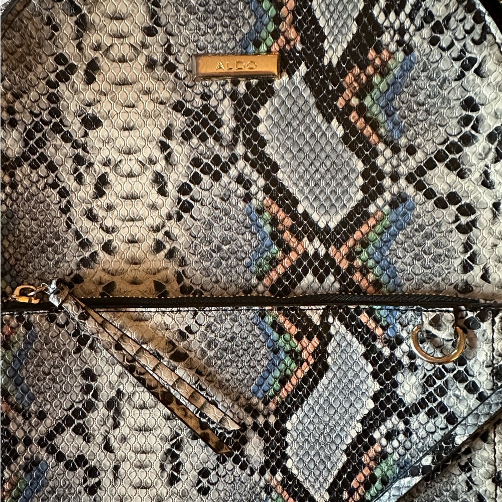 ALDO Faux Snakeskin Backpack NWOT - Picture 4 of 13